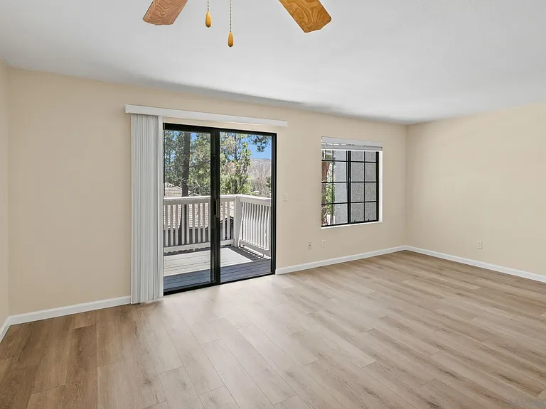 14996 Avenida Venusto #28 — Photo 8