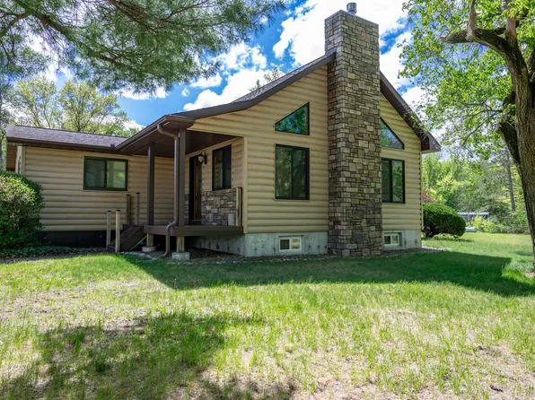 N12124 12th Ave, Necedah, WI 54646
