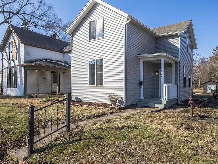 2340 S Anthony Blvd — Photo 9