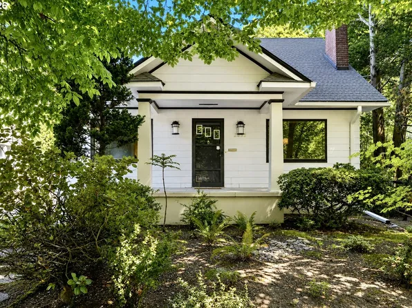2832 NE 9th Ave, Portland, OR 97212