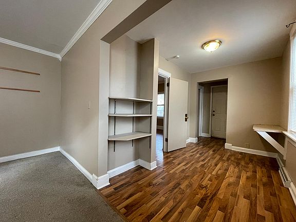 3rd image of 2415 S Logan Ave #1