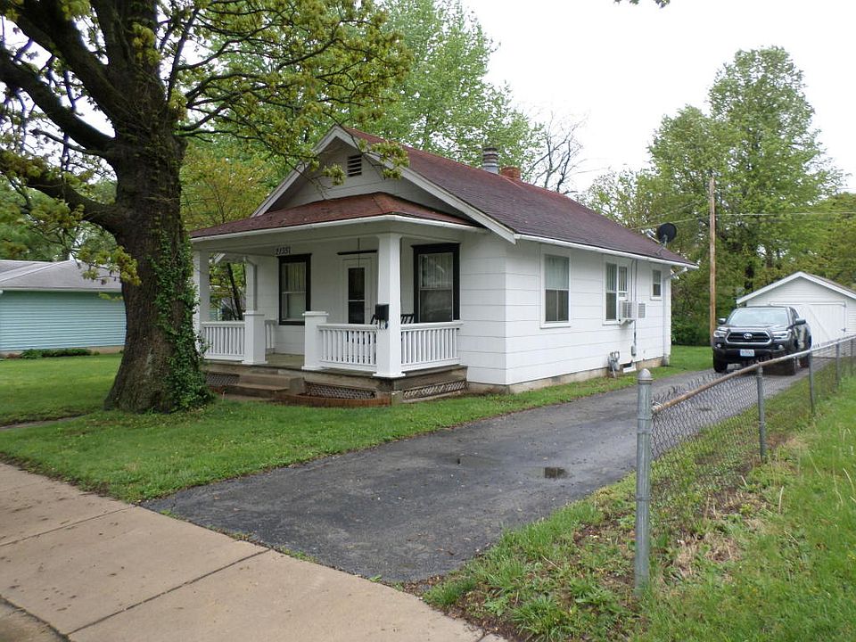 2135 N Fremont Ave, Springfield, MO 65803 Zillow