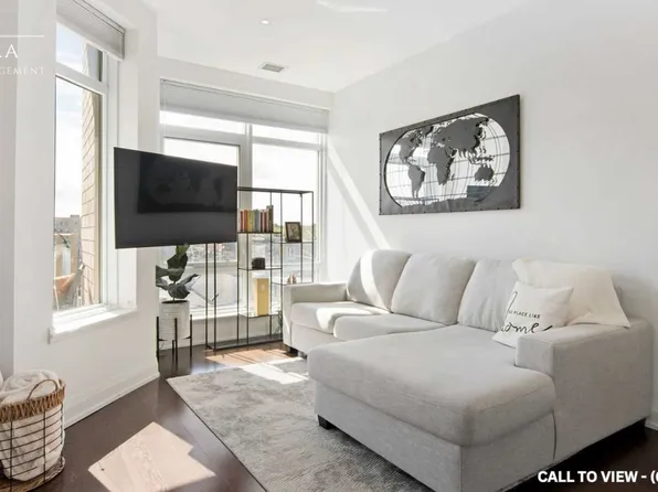 15277 Yonge St #408B, Aurora, ON L4G 1Y3