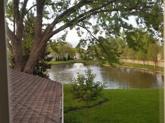 2nd image of 1210 Thyne Ct #29-B