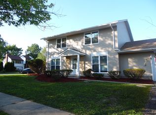 3401 Fountainbleau Dr, Hazel Crest, IL 60429