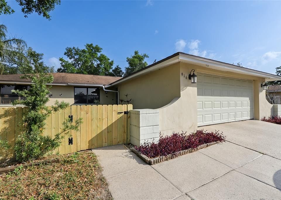 1st image of 916 Hillrise Dr