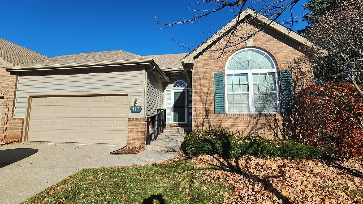 417 Winslow Cir photo 1