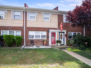 83 Briar Mills Dr, Brick, NJ 08724