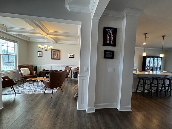 3rd image of 4667 Thatcher Woods Dr