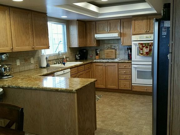 5th image of 618 Paloma Dr