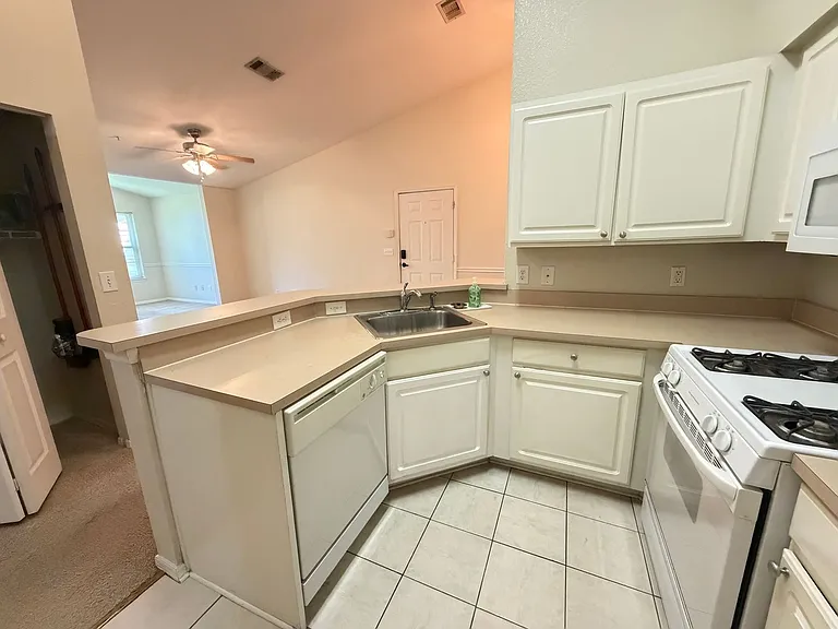 13810 Sutton Park Dr N #1437 — Photo 7