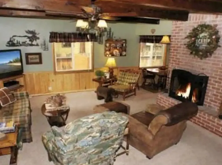 3535 Pinecrest Ave — Photo 8