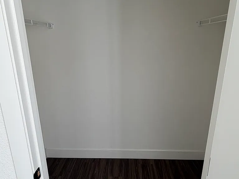 470 E Jessop Ave — Photo 16
