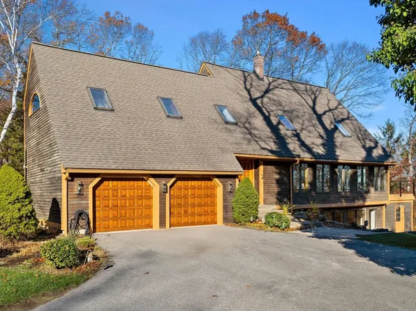 24 Seaview Ln, Newbury, MA 01951