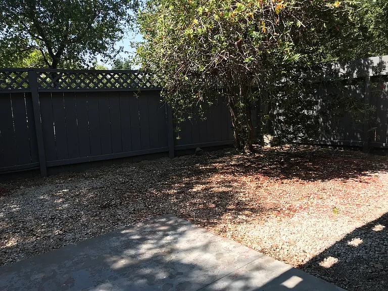 1210 Alameda De Las Pulgas #2 — Photo 2