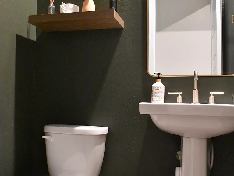 4864 E Village Dr — Photo 18