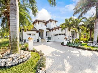 3006 Christophers Watch Ln, Ruskin, FL 33570