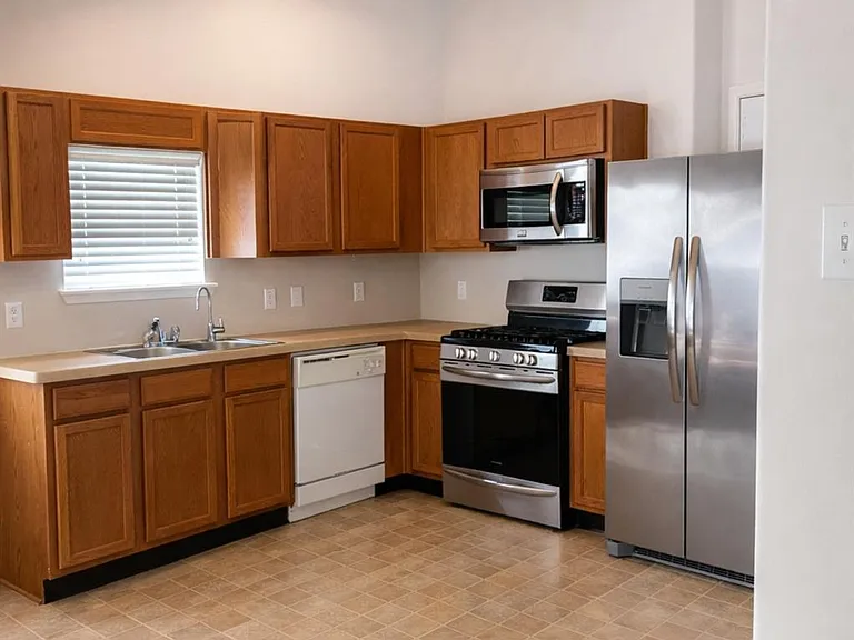 15823 Regal Trace Ln — Photo 9