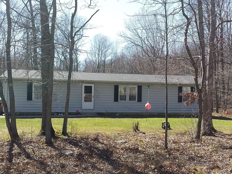 2nd image of 44 Lakes Rd