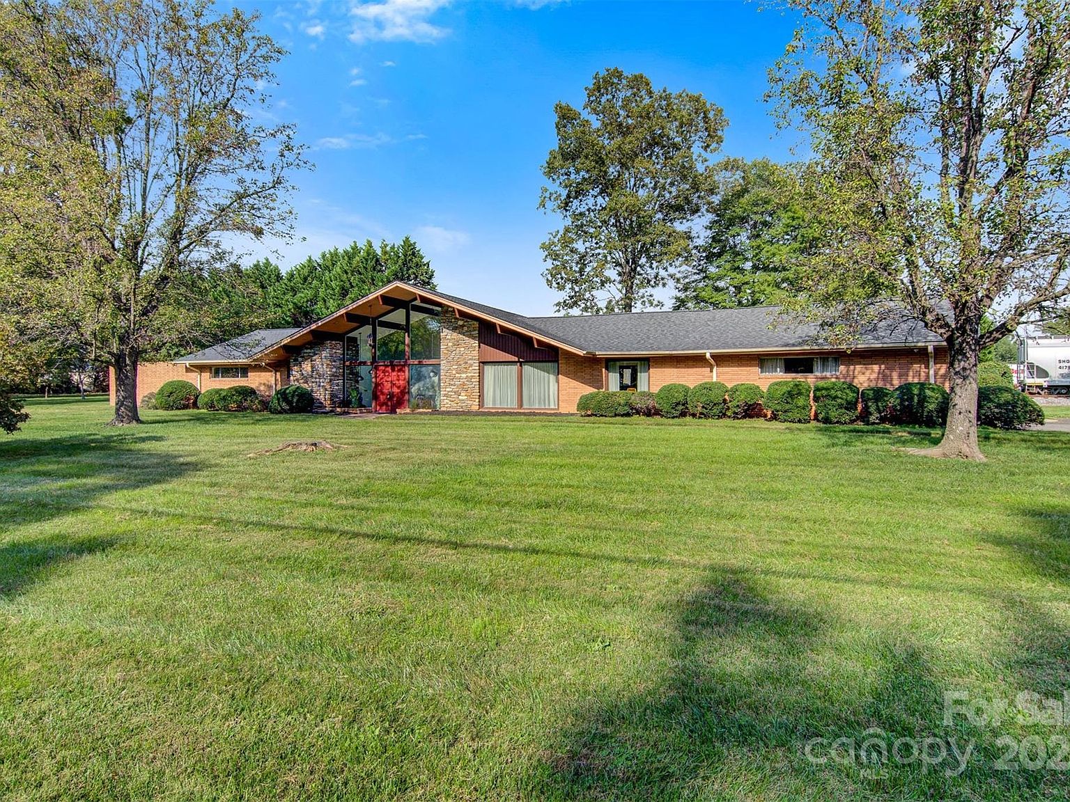 5627 State Highway 90 E, Hiddenite, NC 28636 | Zillow