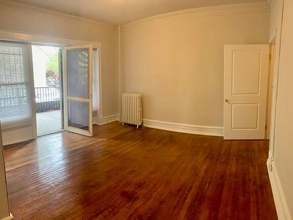 3rd image of 324-332 S 45th St #C1