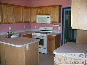 2nd image of 41281 Greenspire Dr