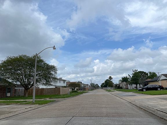 5th image of 1616 Farrington Dr