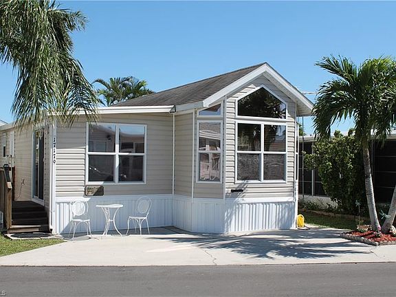 3rd image of 17179 Dragonfly Ln