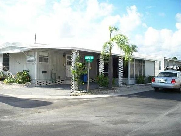 1st image of 34671 Maple Dr