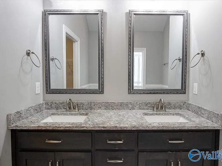 26415 Birkshire Ln — Photo 15