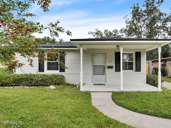3rd image of 3539 MYRA Street