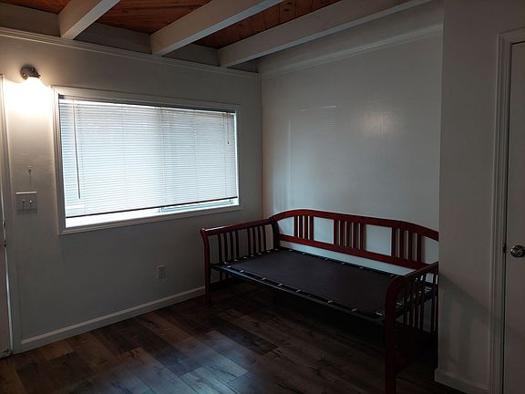 5th image of 1133 Bonanza Ave #3