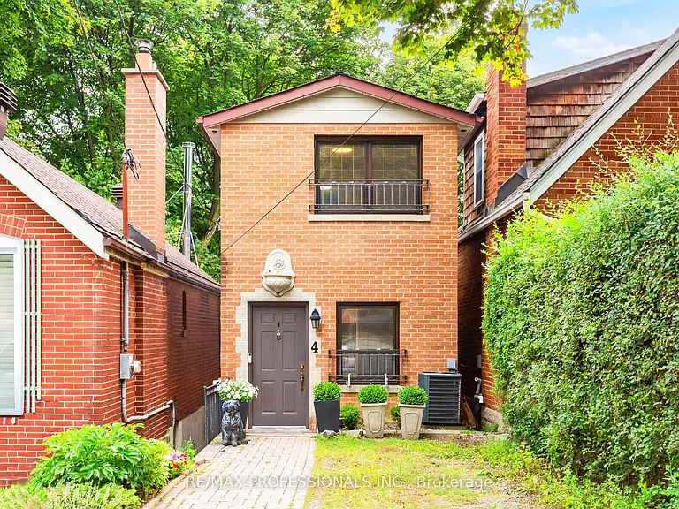 4 Runnymede Rd — Photo 1