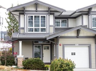5915 Beachgate Ln, Sechelt, BC V7Z0S3