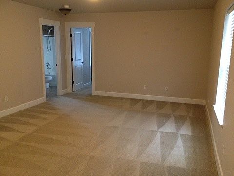 4th image of 9532 187th St E