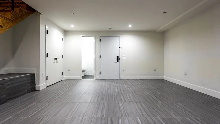 Rented by Nooklyn NYC LLC | media 27