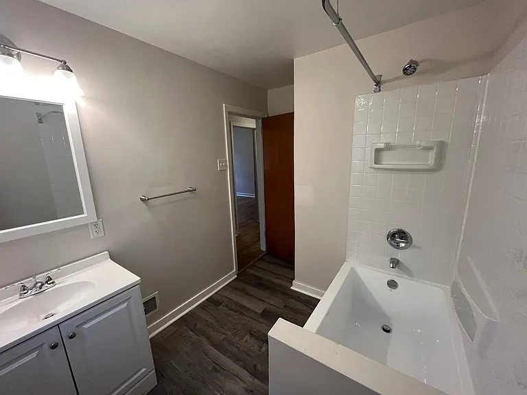 Main full bath