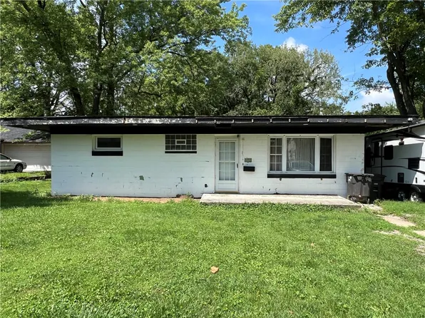 819 Commercial St, Danville, IL 61832