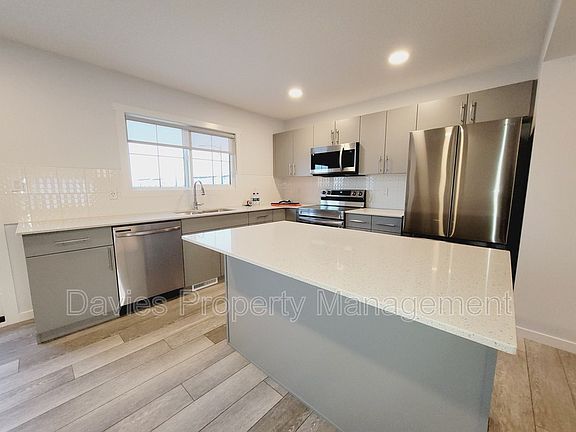 2nd image of 126 Secord Dr NW