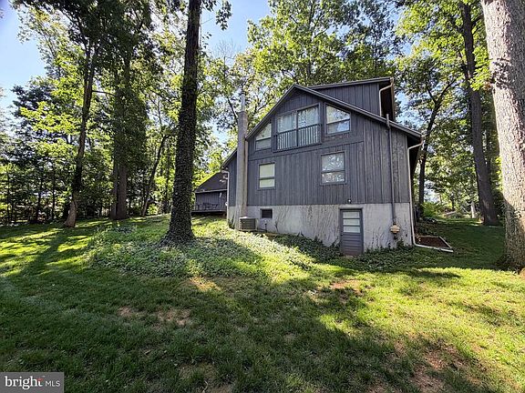 5th image of 6067 Greenbriar Ct