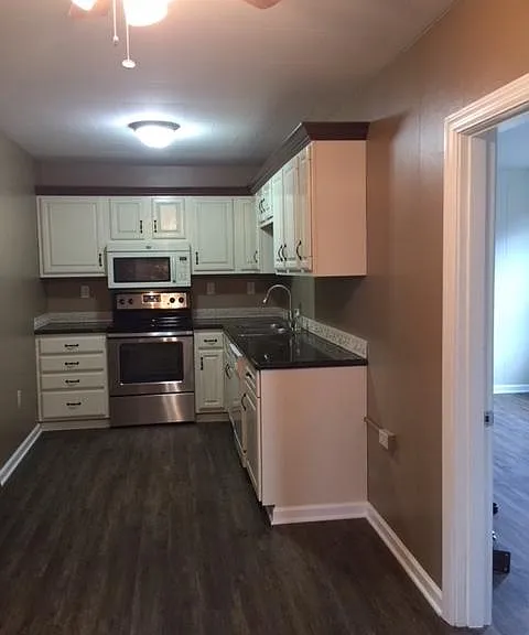 2630 Noblestown Rd #2 — Photo 9