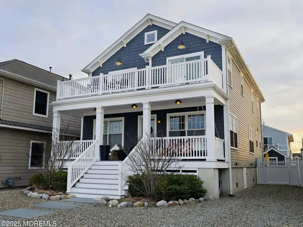 16 Bryn Mawr Avenue, Lavallette, NJ 08735
