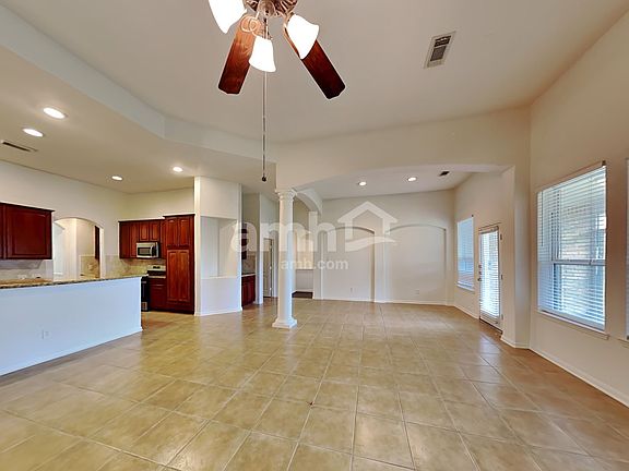 4th image of 21130 Natchez Crossing St