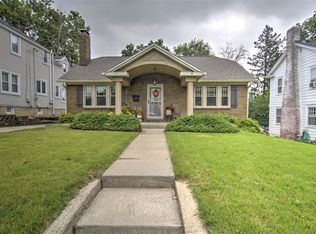 1613 W Riverview Ave, Decatur, IL 62522