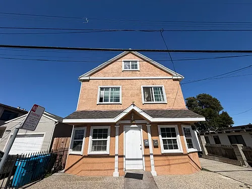 714 1st Ave Photo 1