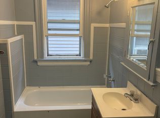 2027 N 34th St, Milwaukee, WI 53208