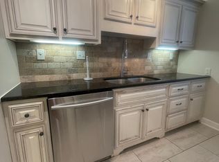 290 Appleby Dr APT 165, Athens, GA 30605