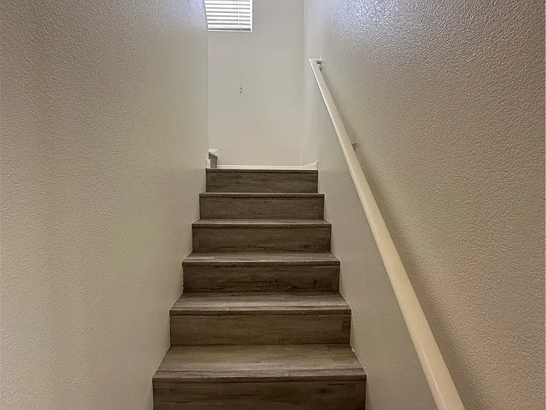 11056 Piedmont Valley Ave — Photo 14