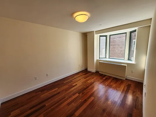 Rented by Contact Realty | media 9