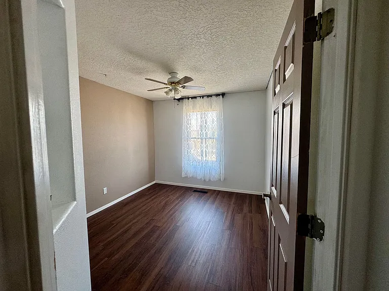 10408 Toscana St NW — Photo 15